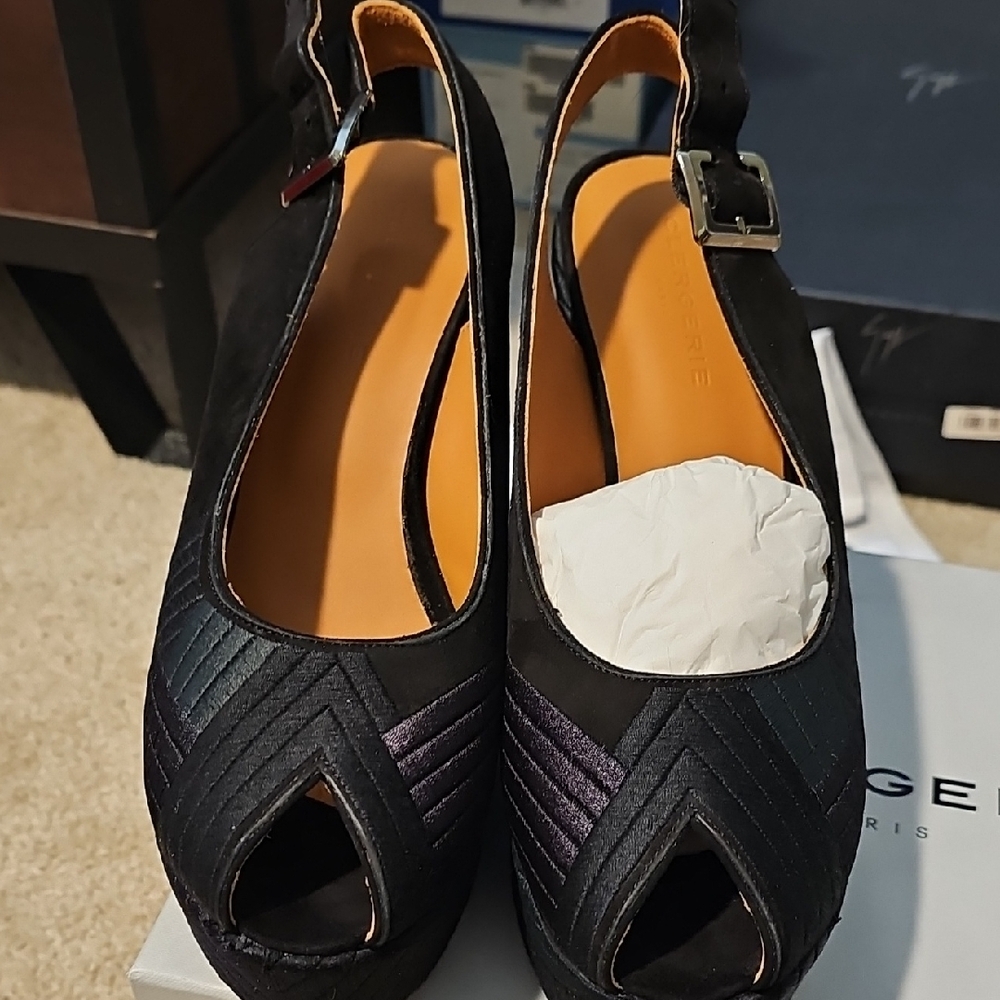 Robert Clergerie Black Quilted Wedge Shoes